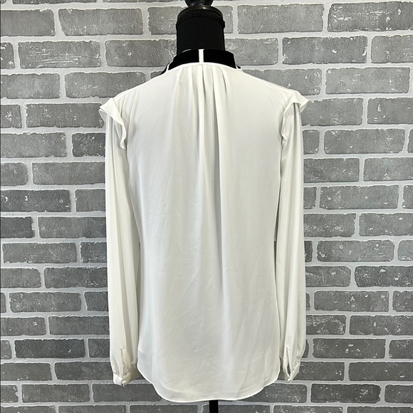 White House Black Market Velvet Tie Blouse Women’s Size 4 - Picture 8 of 16